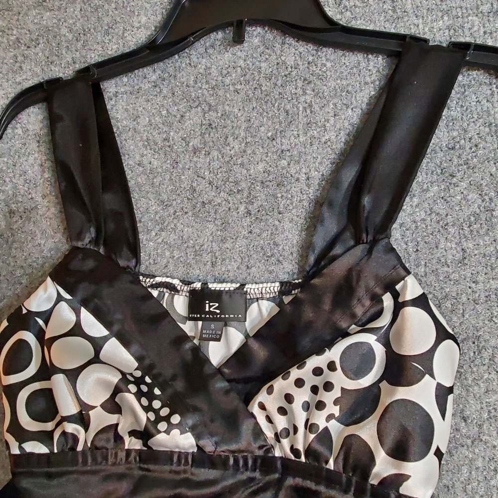 IZ Buyer California Womens Teen Tank Top Sleevless Blouse Size Small Black White - Picture 6 of 11